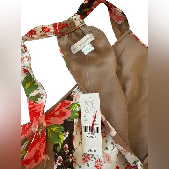 NY&C Floral Halter Neck Romper with Smocked Waist XS Romantic Garden Collection - Picture 12 of 13